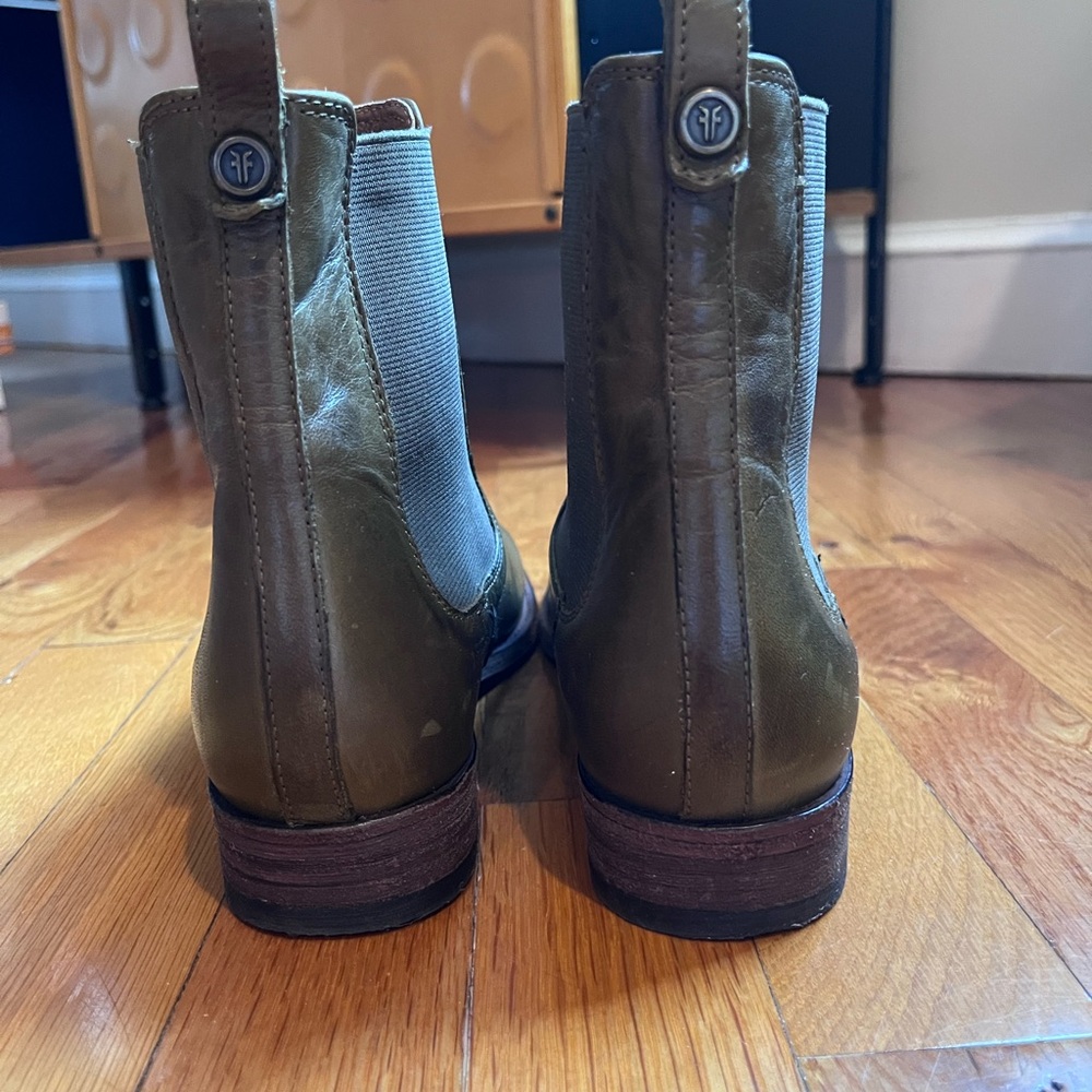 Frye Olive Green Leather Chukka Boots - Picture 4 of 13